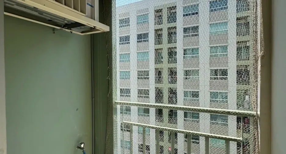 For sale 1 bed condo in Mueang Udon Thani, Udon Thani