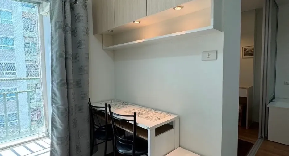 For sale 1 bed condo in Mueang Udon Thani, Udon Thani