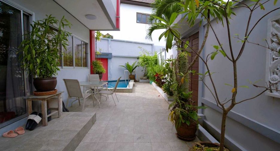 For sale and for rent 3 bedrooms townhouse in Thalang, Phuket