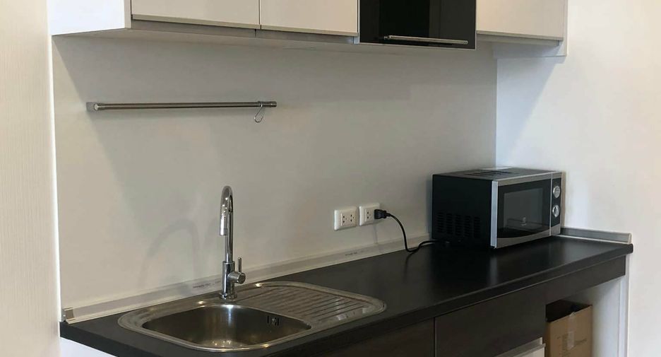 À vendre 1 chambre condo à Yan Nawa, Bangkok