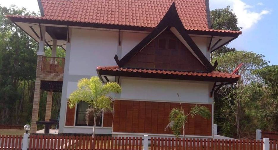 For sale and for rent 3 bedrooms villa in Ko Lanta, Krabi