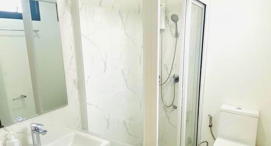 For sale 4 bedrooms house in Hang Dong, Chiang Mai