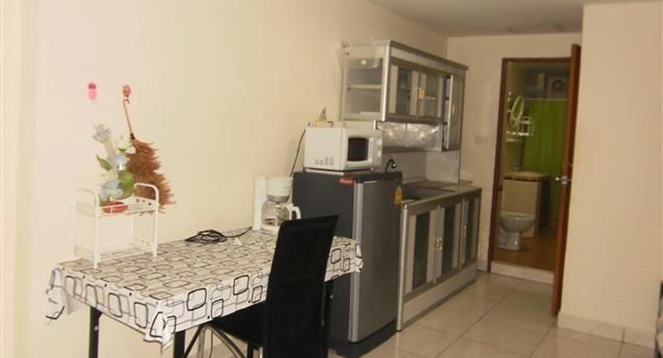 Hotel en venta de 8 habitaciones en Bang Lamung, Chonburi