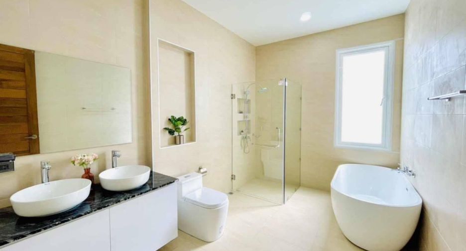 For rent 3 bedrooms villa in Hua Hin, Prachuap Khiri Khan