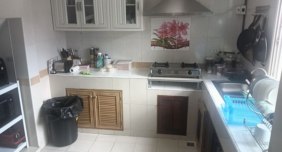 Продажа 9 спальни отель в Банг Ламунг, Чонбури