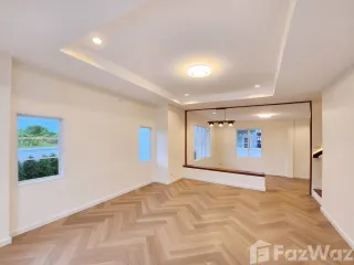 For sale and for rent 5 bedrooms house in Mueang Samut Sakhon, Samut Sakhon