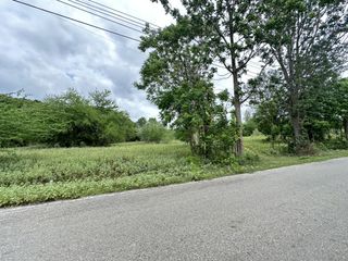 Terreno en venta en Sam Roi Yot, Prachuap Khiri Khan