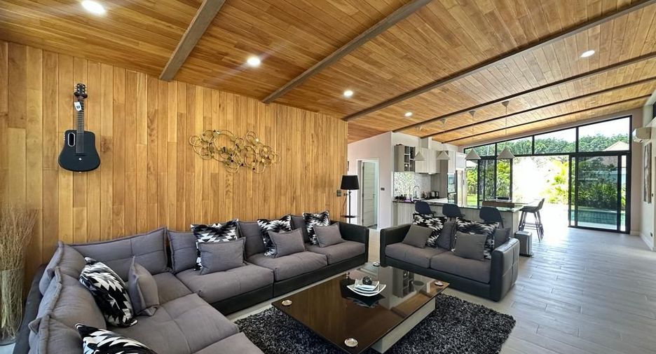 For sale 3 bedrooms villa in Hua Hin, Prachuap Khiri Khan