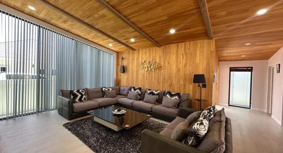 For sale 3 bedrooms villa in Hua Hin, Prachuap Khiri Khan
