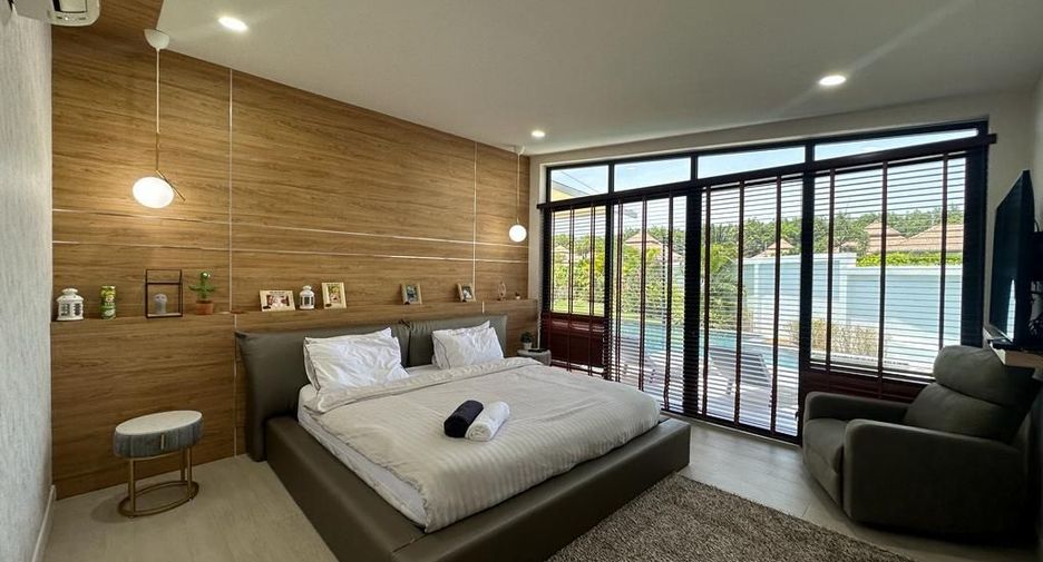 For sale 3 bedrooms villa in Hua Hin, Prachuap Khiri Khan