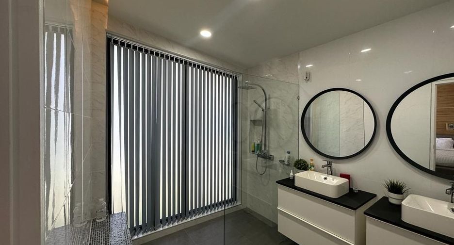 For sale 3 bedrooms villa in Hua Hin, Prachuap Khiri Khan