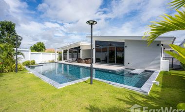 For sale 3 ベッドルーム villa in Hua Hin, Prachuap Khiri Khan
