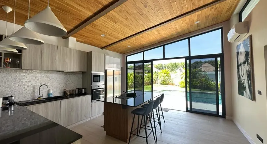 For sale 3 bedrooms villa in Hua Hin, Prachuap Khiri Khan