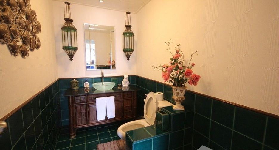 For sale 3 bedrooms condo in Hua Hin, Prachuap Khiri Khan