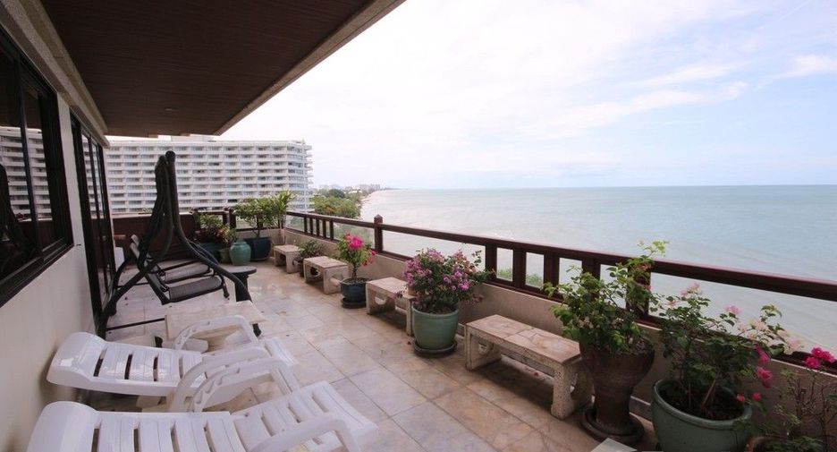 For sale 3 bedrooms condo in Hua Hin, Prachuap Khiri Khan
