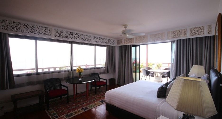 For sale 3 bedrooms condo in Hua Hin, Prachuap Khiri Khan