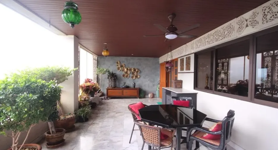 For sale 3 bedrooms condo in Hua Hin, Prachuap Khiri Khan