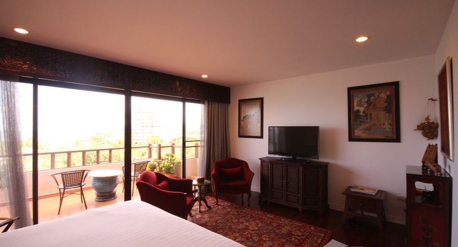 For sale 3 bedrooms condo in Hua Hin, Prachuap Khiri Khan