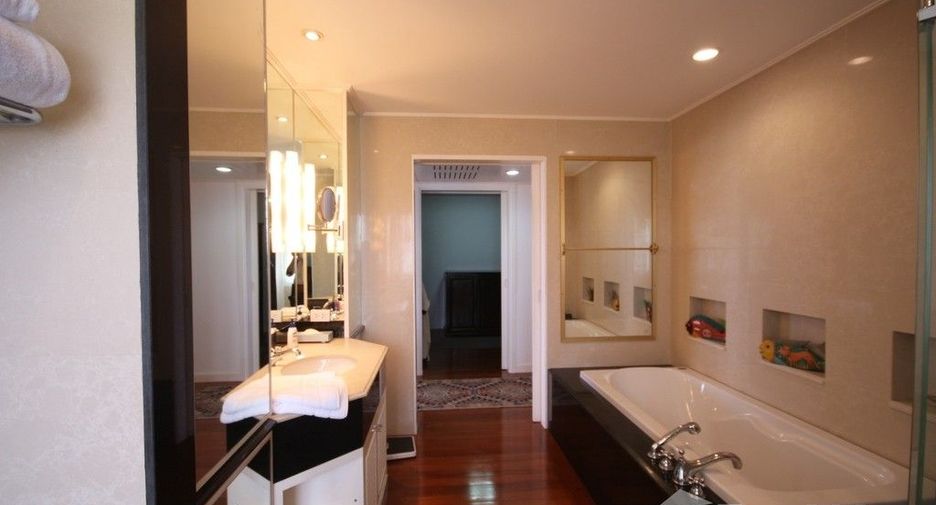 For sale 3 bedrooms condo in Hua Hin, Prachuap Khiri Khan