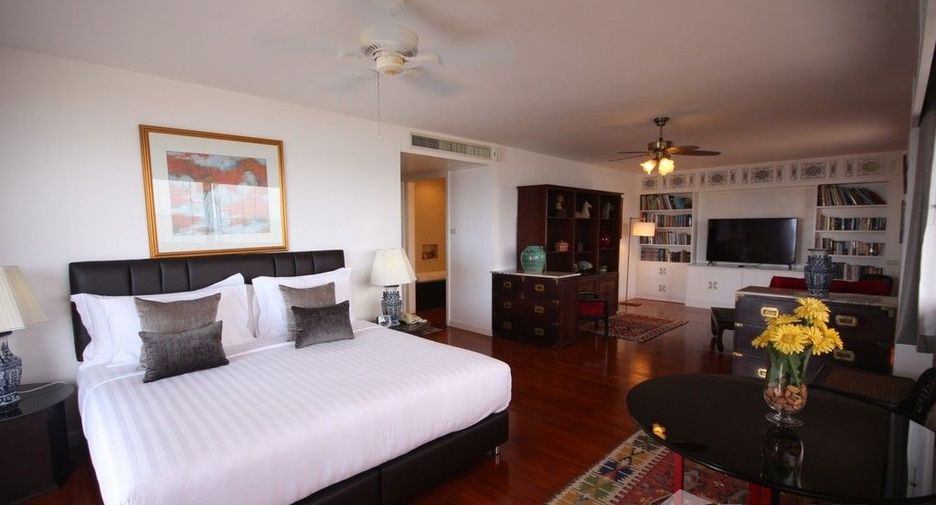 For sale 3 bedrooms condo in Hua Hin, Prachuap Khiri Khan