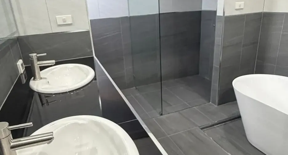 Haus zur Miete mit 4 Zimmer in Mueang Phuket, Phuket