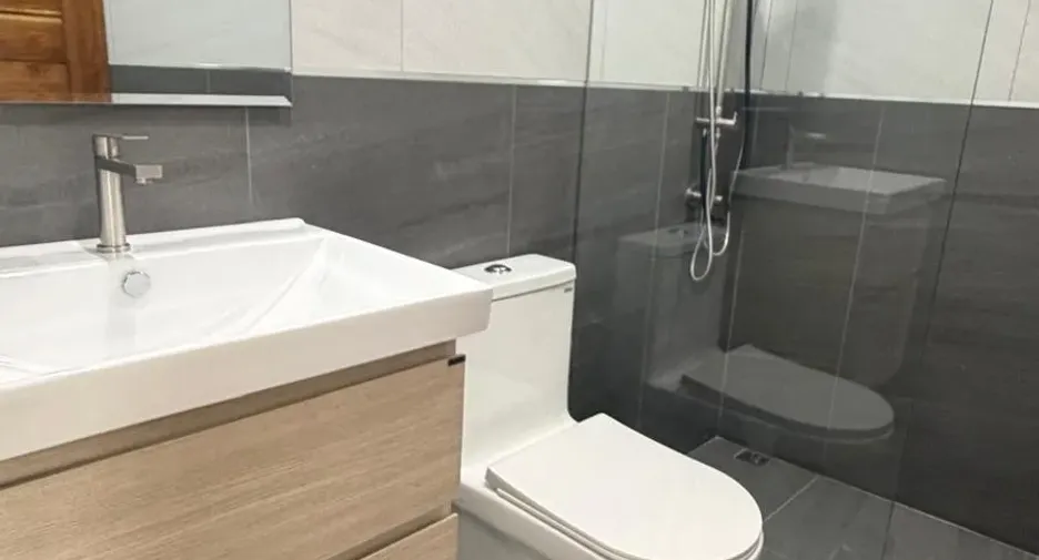 Haus zur Miete mit 4 Zimmer in Mueang Phuket, Phuket