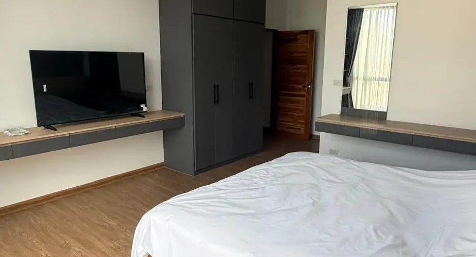 Haus zur Miete mit 4 Zimmer in Mueang Phuket, Phuket