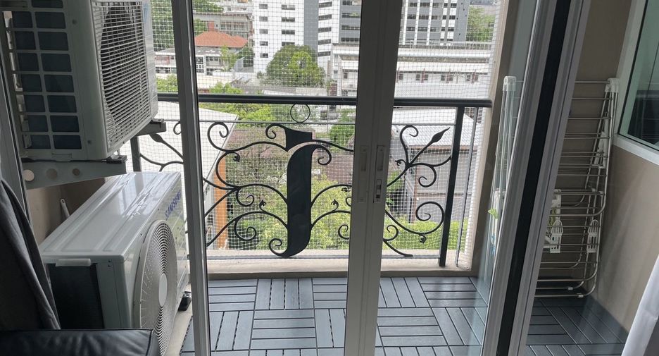 For sale 2 bedrooms condo in Watthana, Bangkok