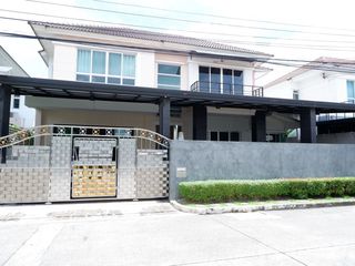 出售 3 卧室 独立屋 在 Saphan Sung, 曼谷
