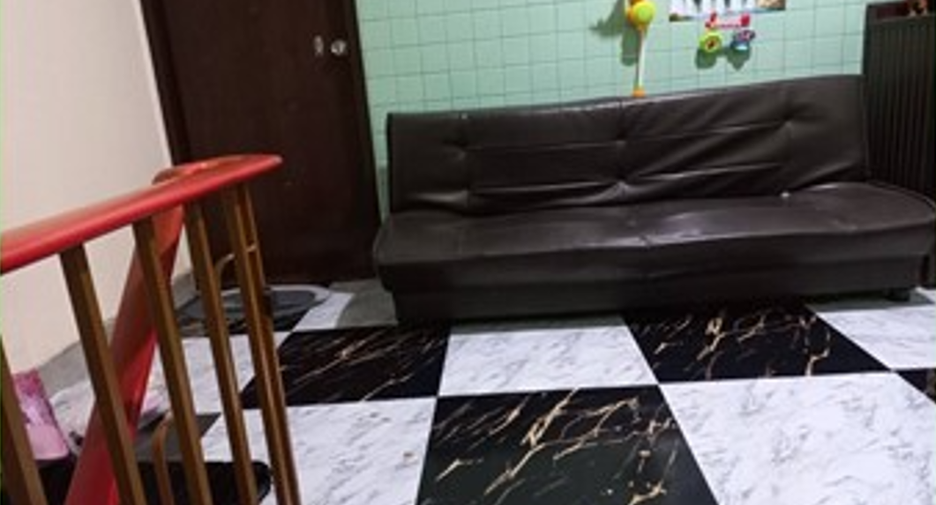 For sale and for rent 4 bedrooms retail Space in Samphanthawong, Bangkok