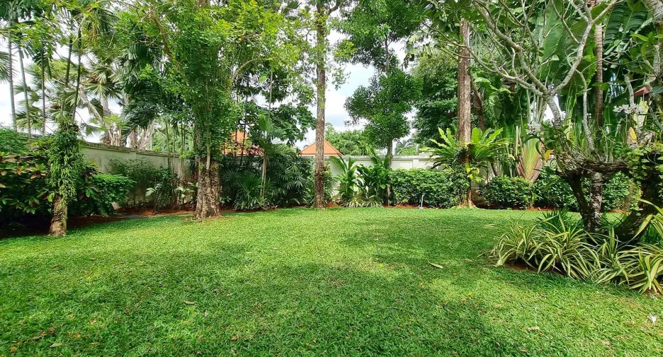 For rent 3 bedrooms villa in Thalang, Phuket