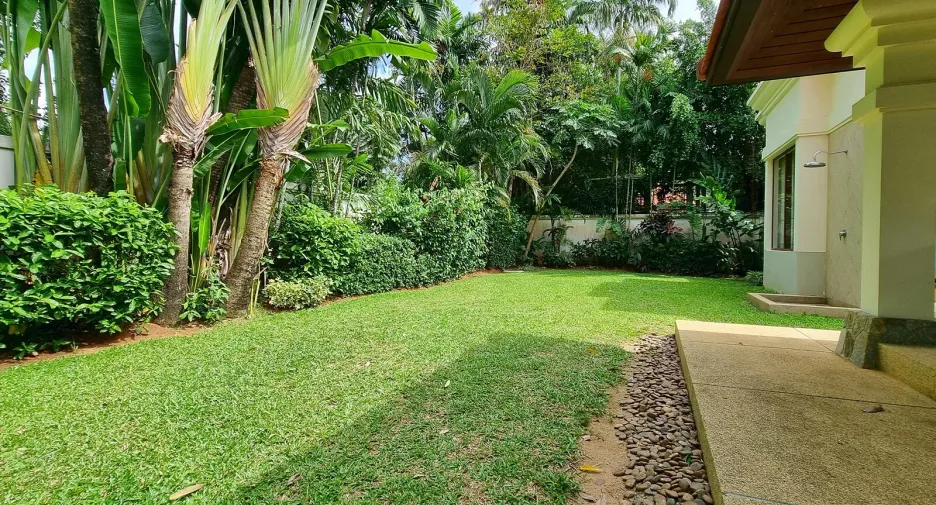For rent 3 bedrooms villa in Thalang, Phuket