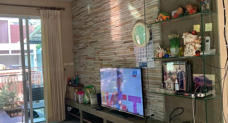 For sale 3 bedrooms house in Prawet, Bangkok