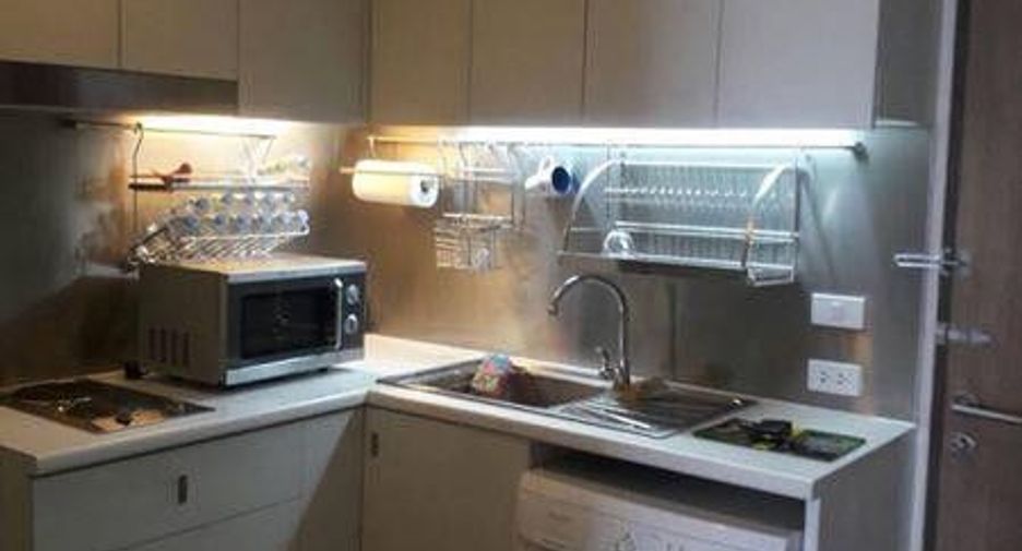 For sale 1 Beds condo in Watthana, Bangkok