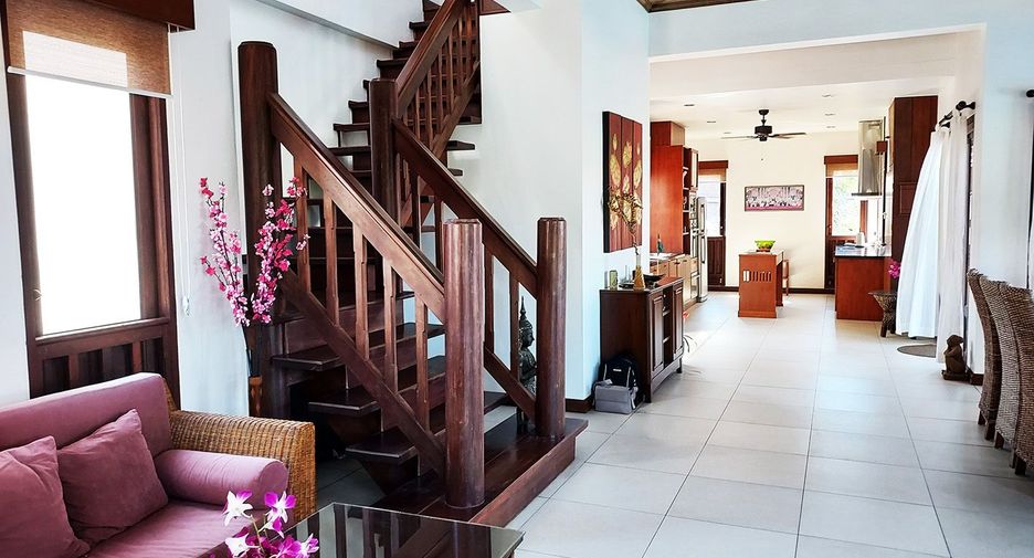À vendre 3 chambres villa à Klaeng, Rayong