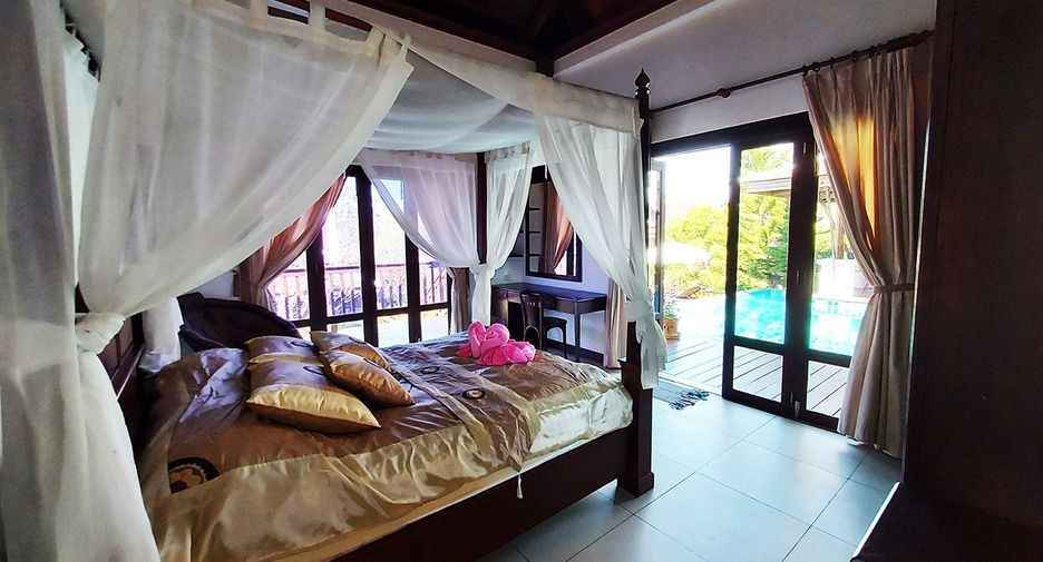 À vendre 3 chambres villa à Klaeng, Rayong
