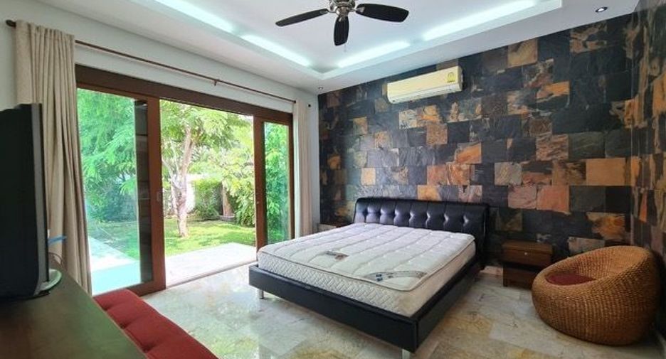 For sale 5 bedrooms villa in Sam Roi Yot, Prachuap Khiri Khan