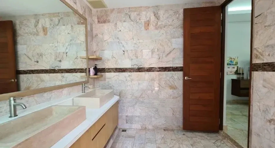 À vendre 5 chambres villa à Sam Roi Yot, Prachuap Khiri Khan