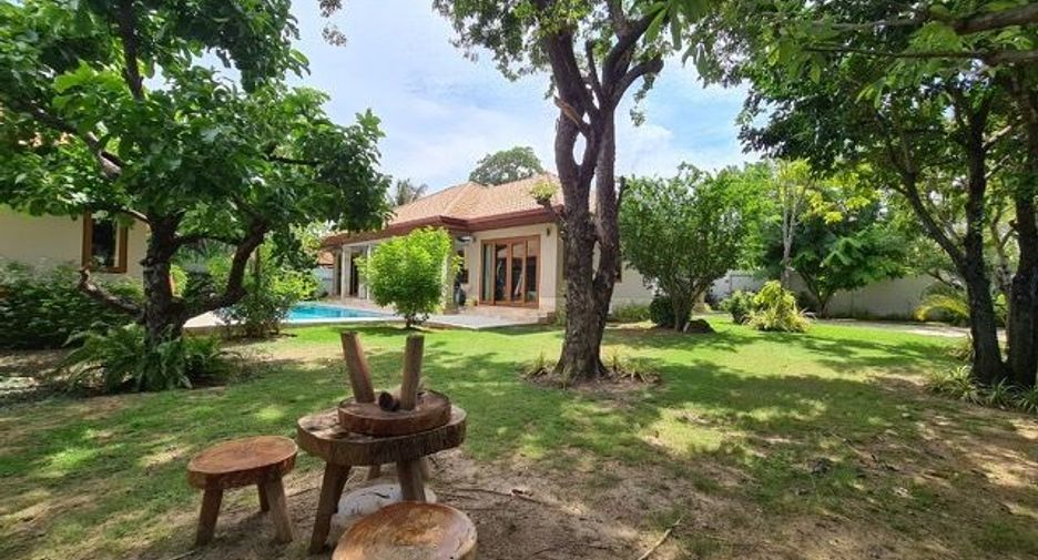 For sale 5 bedrooms villa in Sam Roi Yot, Prachuap Khiri Khan