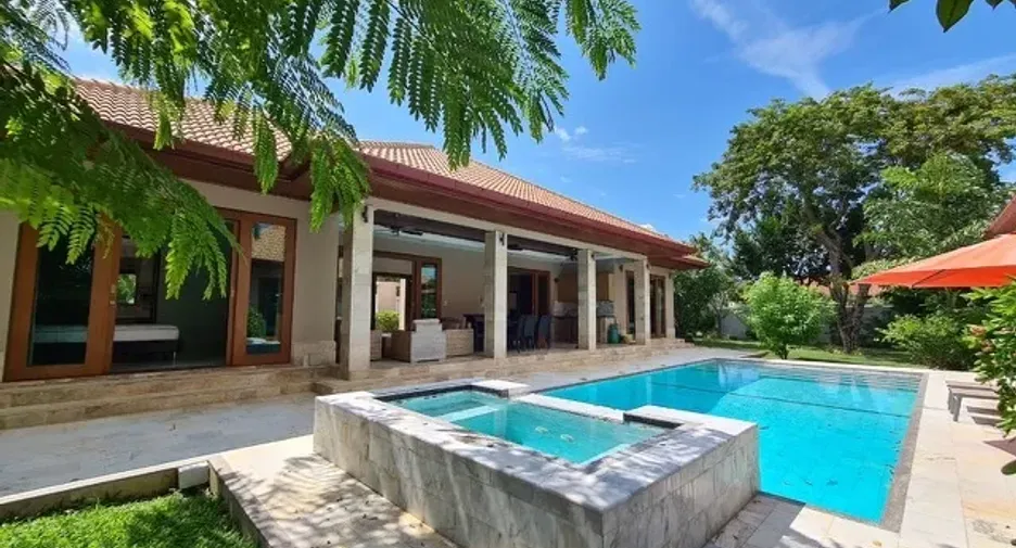 À vendre 5 chambres villa à Sam Roi Yot, Prachuap Khiri Khan