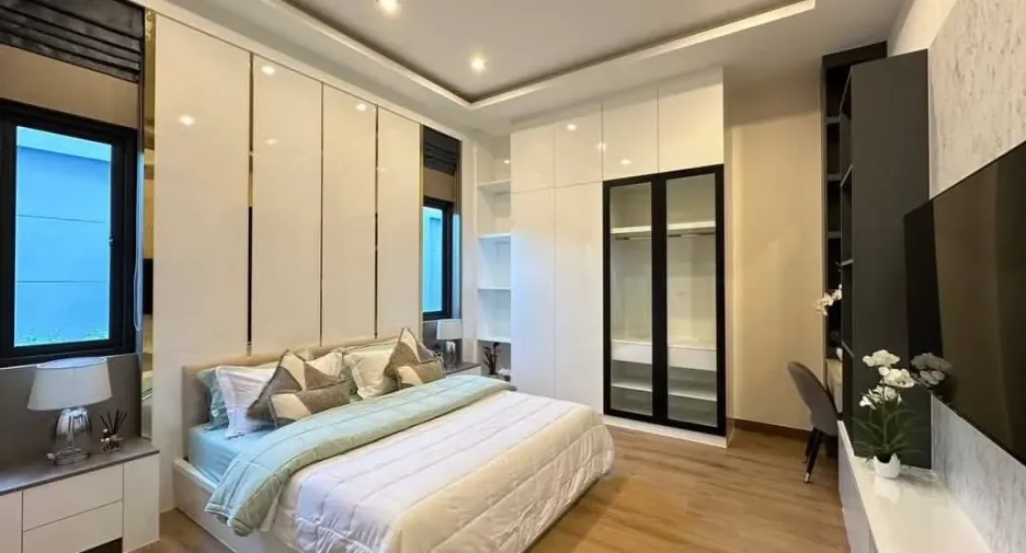 For sale and for rent 4 bedrooms villa in Bang Lamung, Chonburi