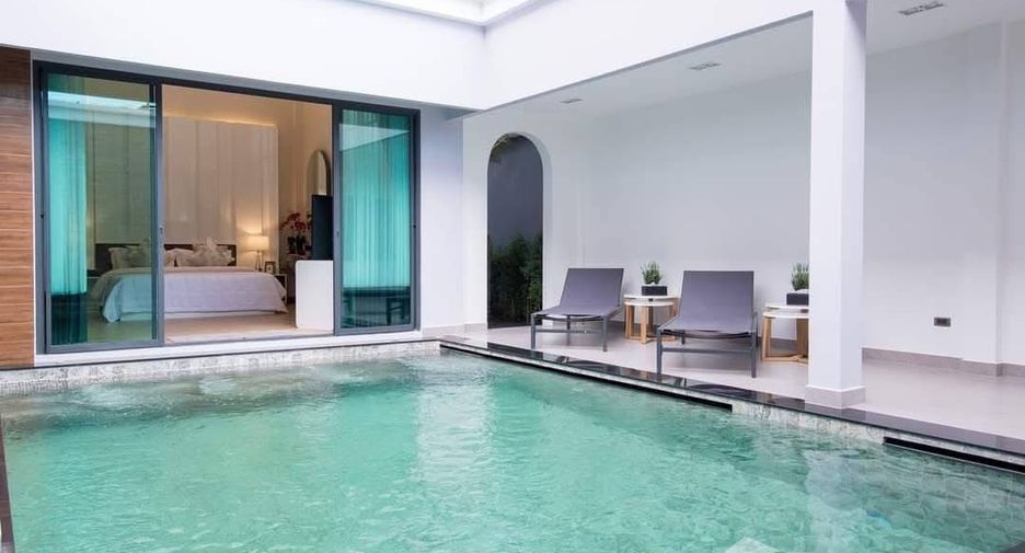 For sale and for rent 4 bedrooms villa in Bang Lamung, Chonburi
