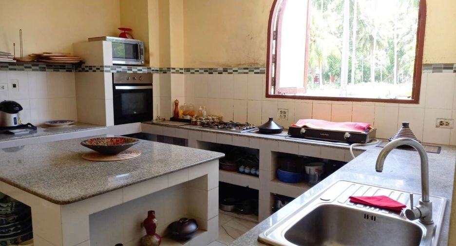 For sale 4 bedrooms house in Tha Sala, Nakhon Si Thammarat