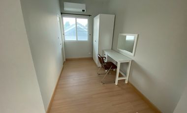For rent 3 bedrooms house in San Kamphaeng, Chiang Mai