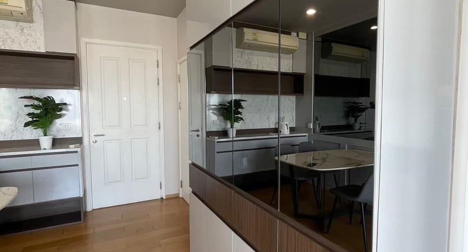 For sale and for rent 2 bedrooms condo in Khlong San, Bangkok