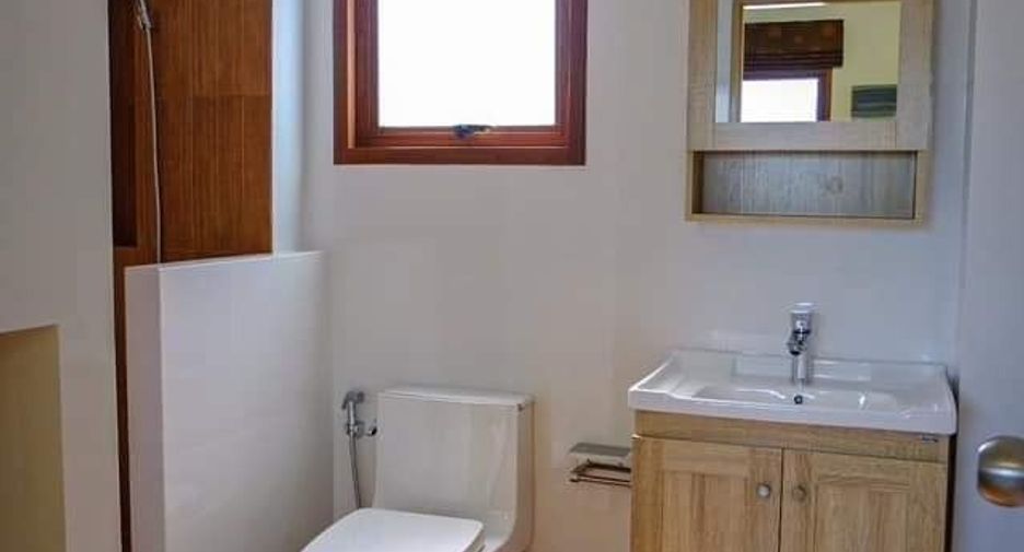 For sale 4 bedrooms house in San Sai, Chiang Mai