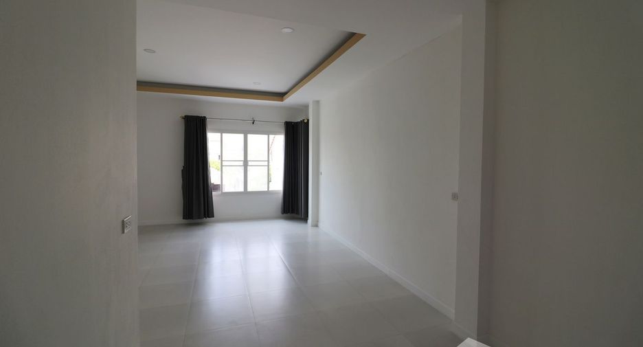 For sale 4 bedrooms house in Chum Phae, Khon Kaen