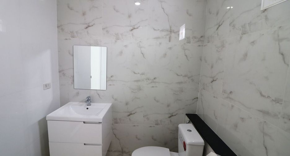 For sale 4 bedrooms house in Chum Phae, Khon Kaen