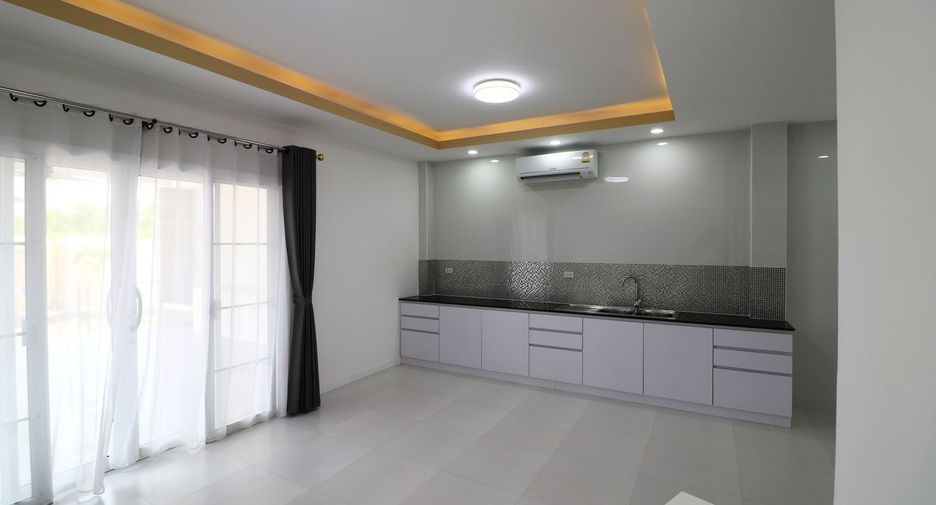 For sale 4 bedrooms house in Chum Phae, Khon Kaen