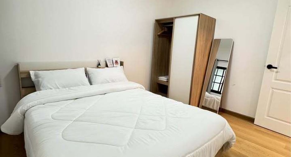 Casa en alquiler de 3 habitaciones en Mueang Phuket, Phuket